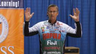 Topwater Baits & How to Fish Them - Bernie Schultz : Remastered